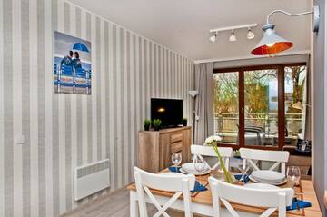Фото номера One-Bedroom Apartment with Balcony - ul. Międzymorze 10/30 Апартаменты Międzymorze BlueApart Jurata г. Юрата 60