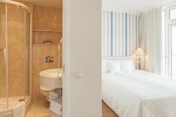 Фото номера Люкс Отель Hotel Bryza Resort &amp; Spa г. Юрата 5