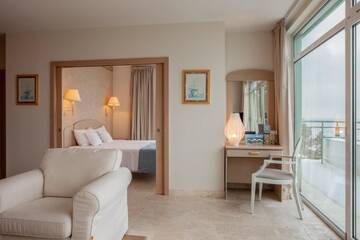 Фото номера Люкс Отель Hotel Bryza Resort &amp; Spa г. Юрата 4